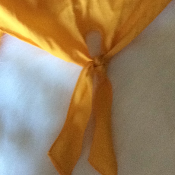 TOPSHOP Flare Sleeve Top with Tie Front -NWT - Picture 4 of 7